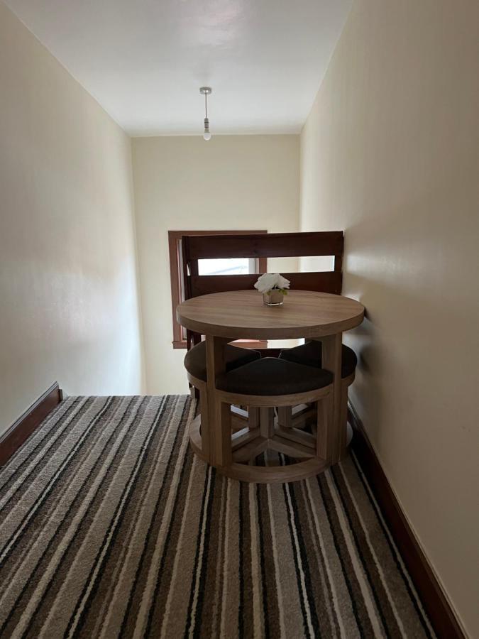4 Bed Bungalow Near Airport EDI Eksteriør billede