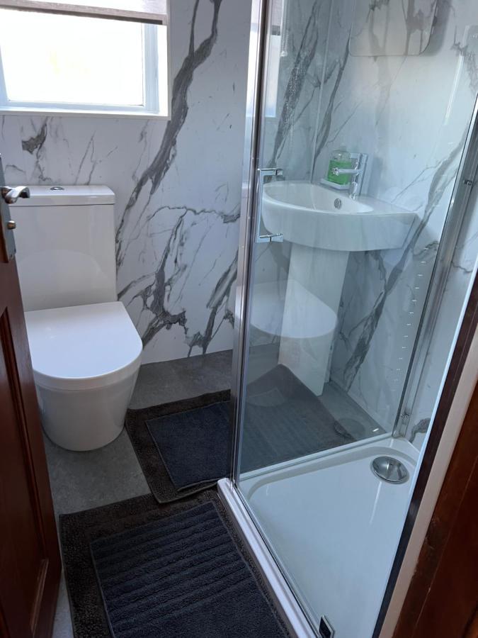 4 Bed Bungalow Near Airport EDI Eksteriør billede